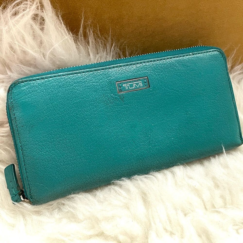 Tumi Continental zipper clutch wallet teal leather